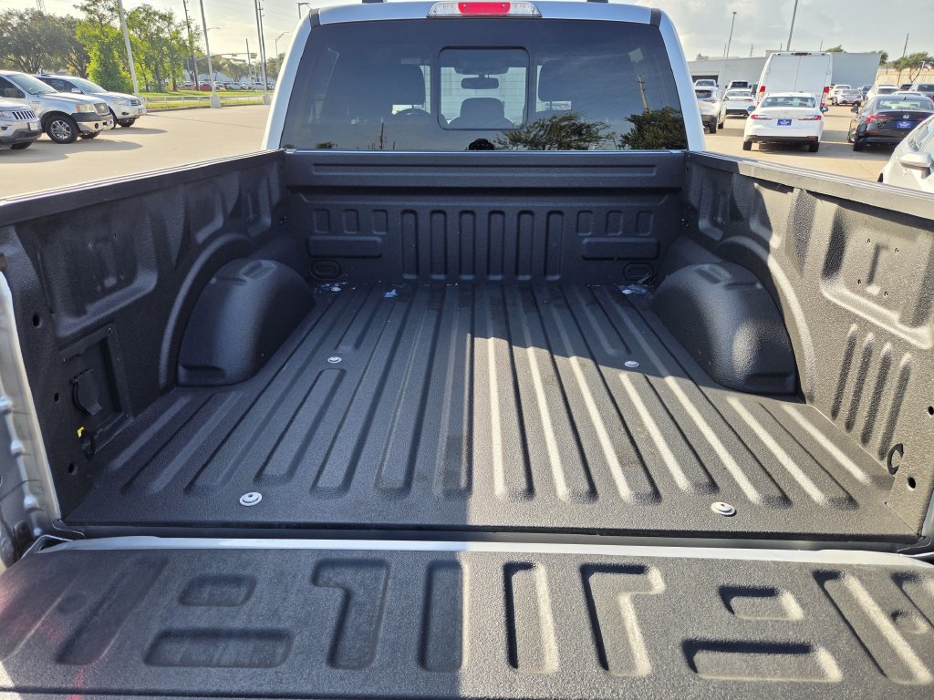 Used 2023 Iconic Silver Metallic Ford XLT image 29