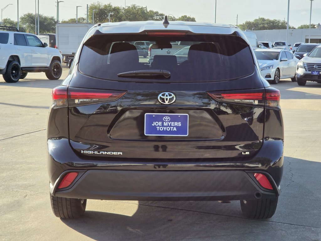 Used 2025 Midnight Black Metallic Toyota LE image 8