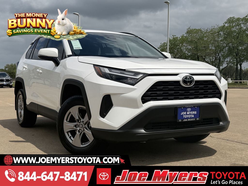 Ice 2025 Toyota RAV4 XLE FWD SUV / Crossover Front-Wheel Drive 8-Speed Automatic