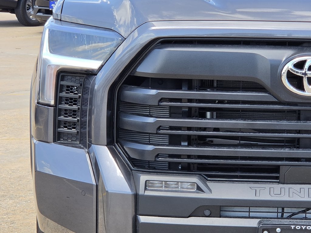 New 2026 Magnetic Gray Meta Toyota SR5 image 5
