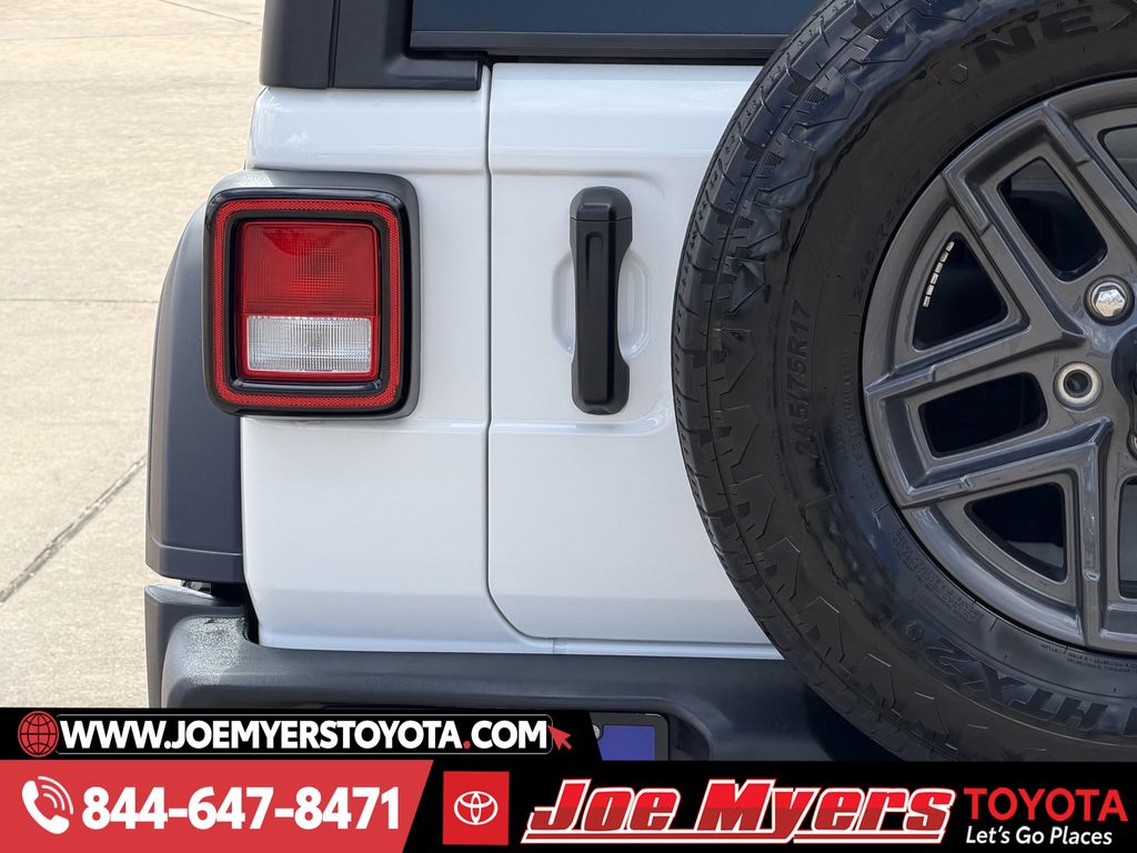 Used 2024 Bright White Clearcoat Jeep Sport S image 10