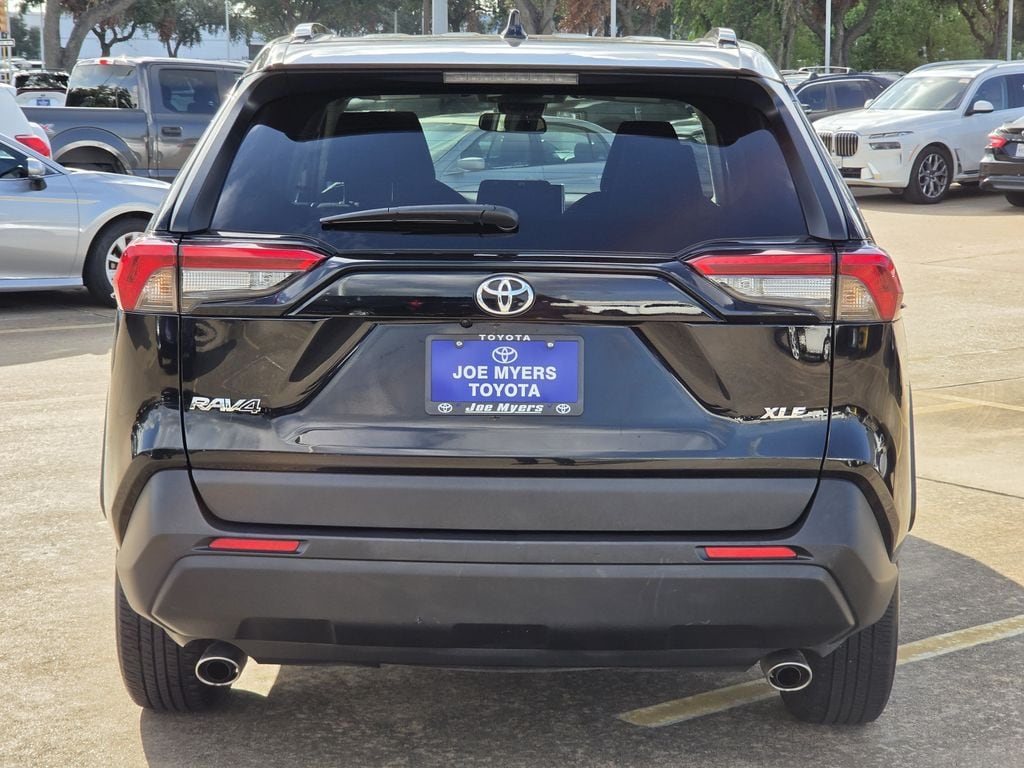 Used 2025 Midnight Black Metallic Toyota XLE image 8