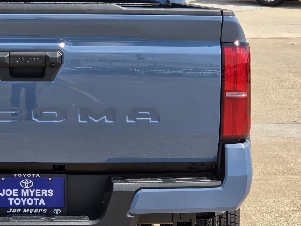 New 2026 Heritage Blue Toyota SR5 image 9