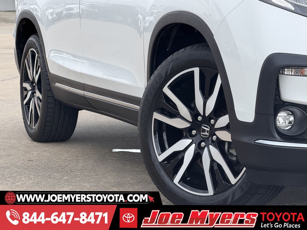 Used 2021 Platinum White Pearl Honda Touring image 12