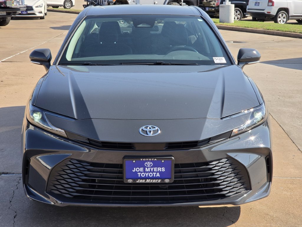 Used 2025 Underground Toyota LE image 3