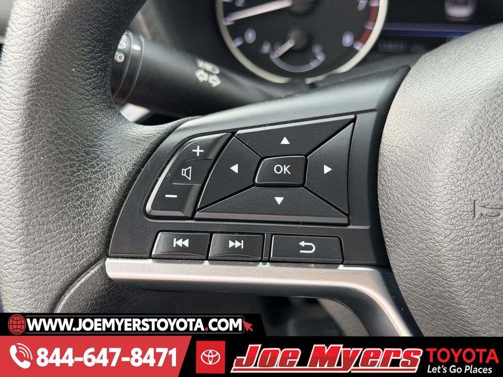 Used 2025 Electric Blue Metallic Nissan SV image 23