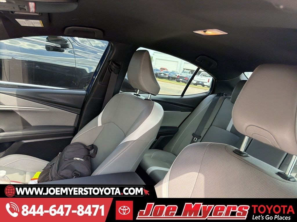 Used 2025 Toyota Camry SE Sedan