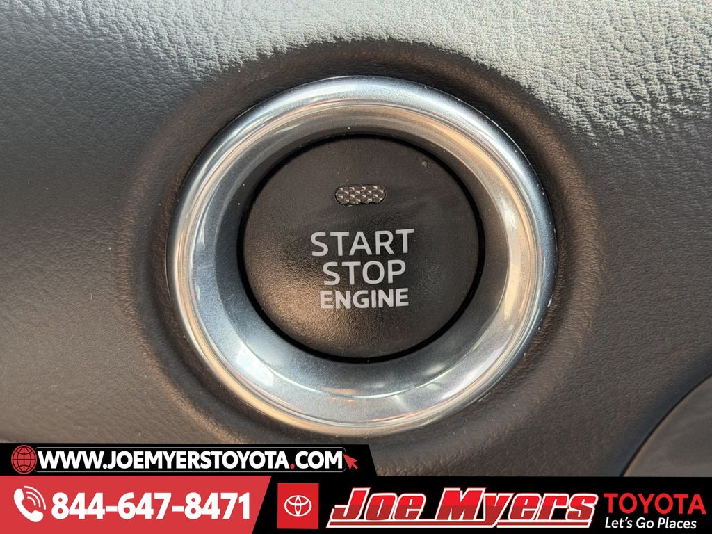 Used 2025 Jet Black Mica Mazda 2.5 S Preferred Package image 22