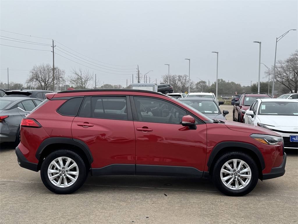 Used 2023 Toyota Corolla Cross LE SUV