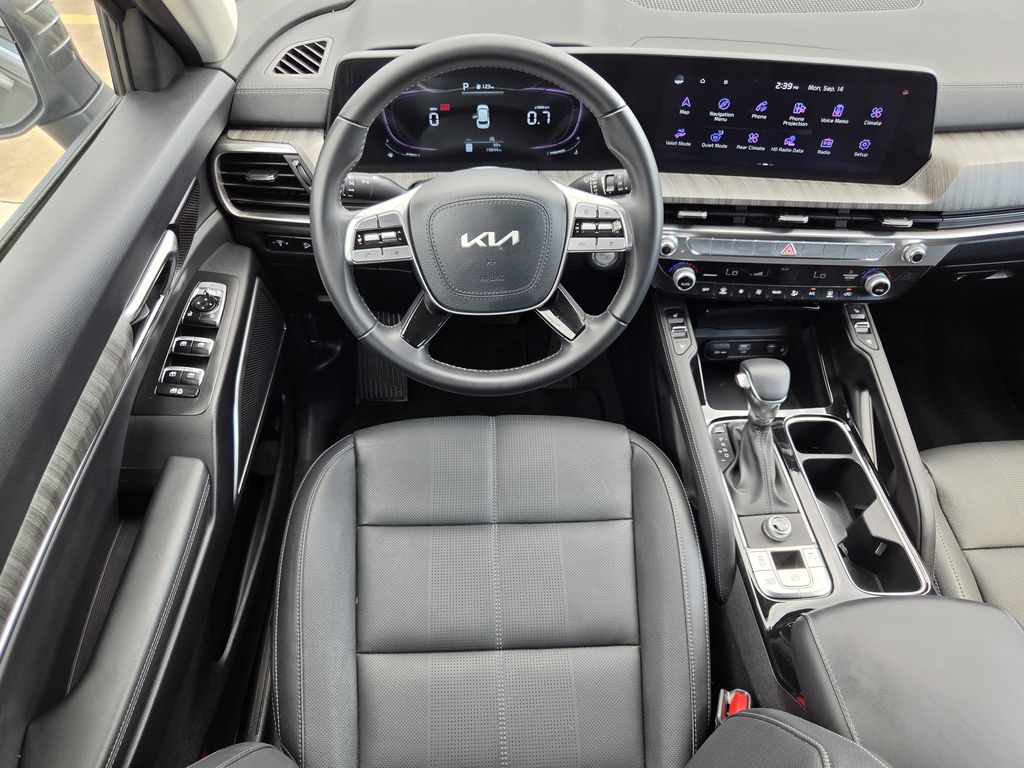 Used 2025 Dark Moss Kia EX image 13