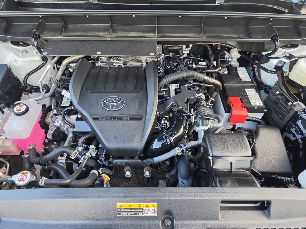 Used 2026 Pearl Toyota XLE image 32