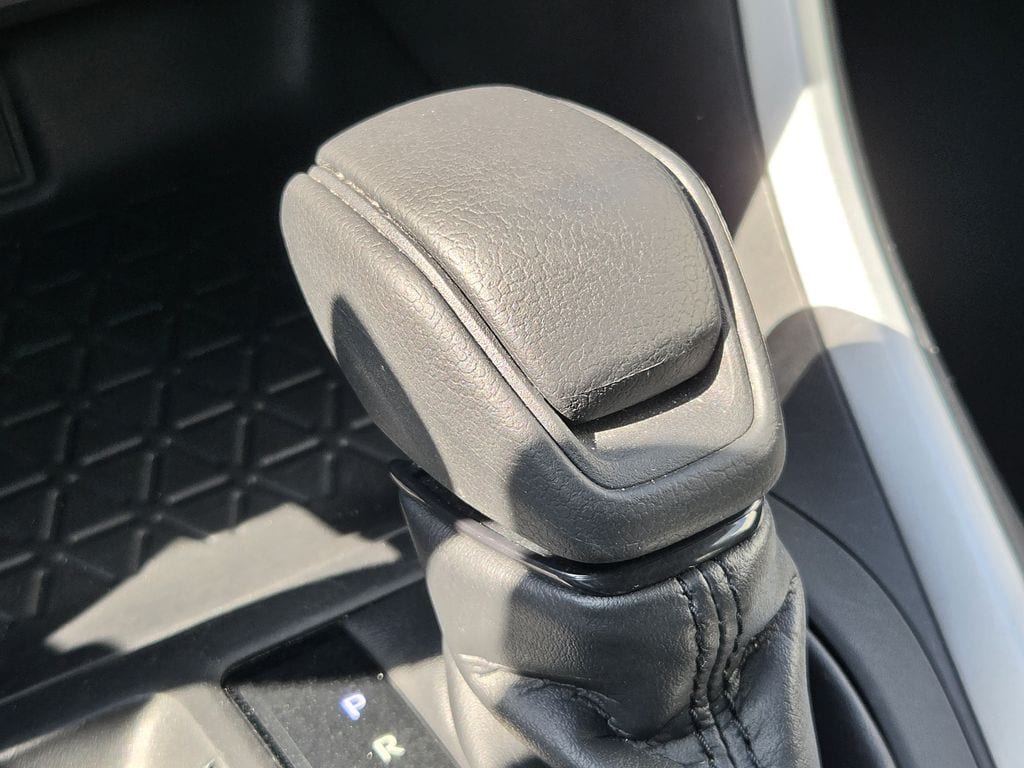 Used 2025 Ice Toyota XLE image 21