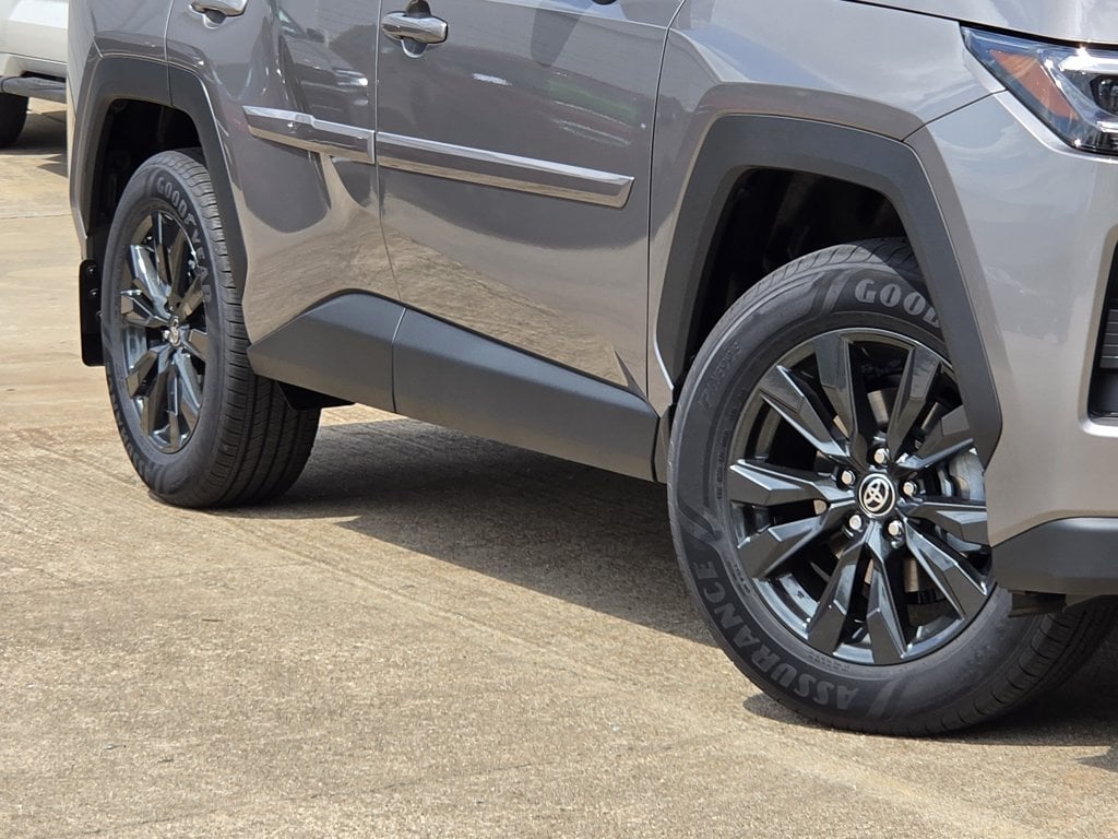 New 2026 Meteor Shower Toyota XLE Premium image 11