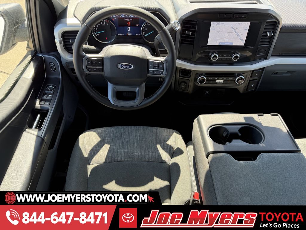 Used 2023 Oxford White Ford XLT image 14