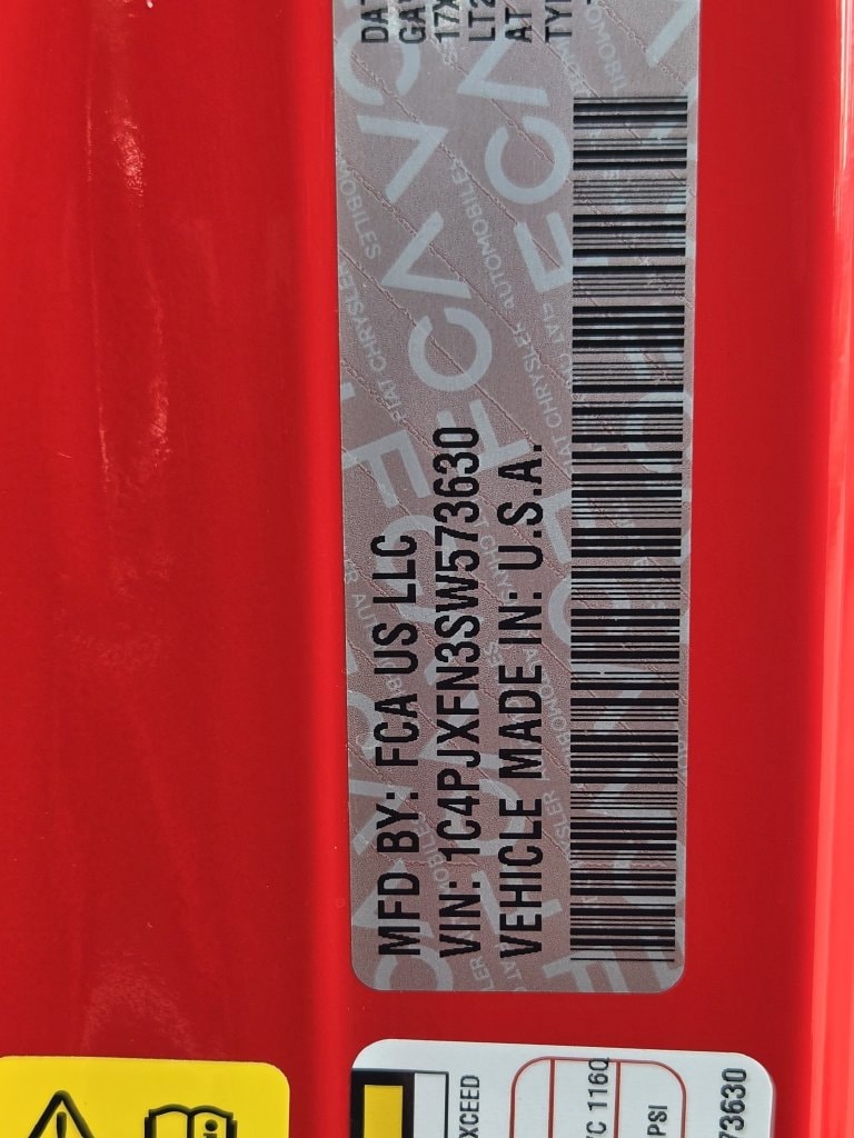 Used 2025 Firecracker Red Clearcoat Jeep Rubicon image 30