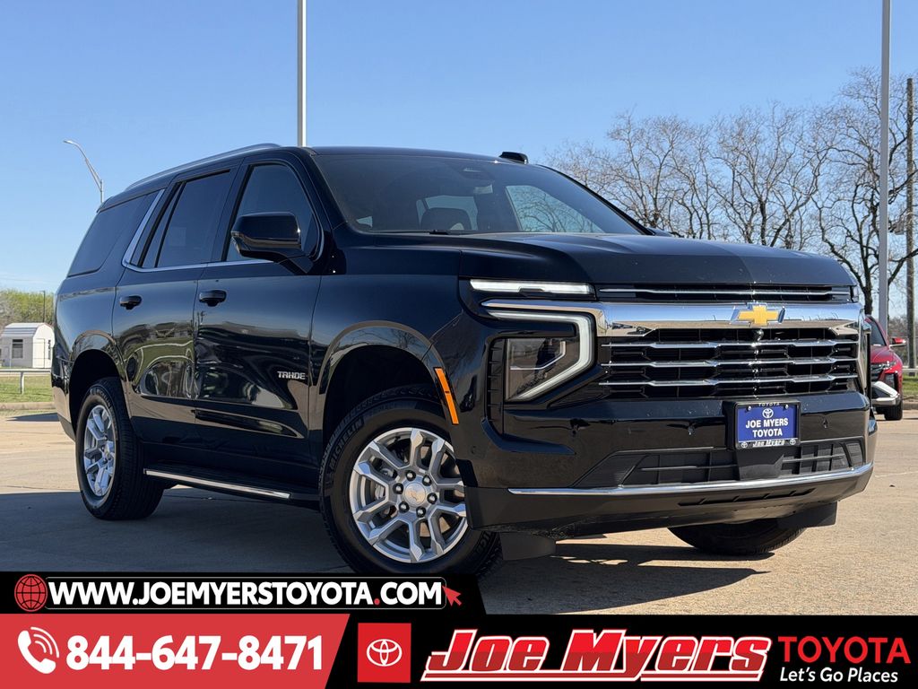 Used 2025 Black Chevrolet LT image 2