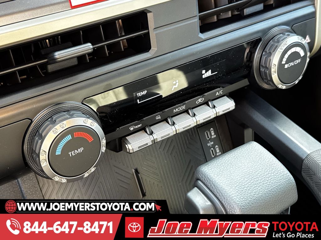 New 2026 Ice Cap Toyota SR5 image 18