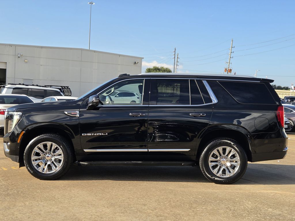 Used 2025 Onyx Black GMC Denali image 6