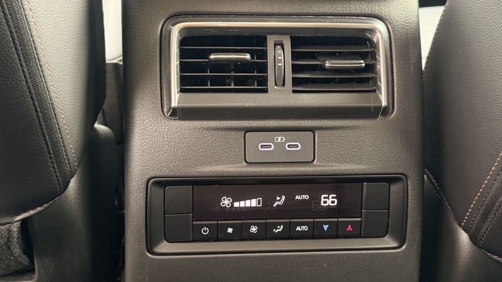 2025 Mazda CX-90 Preferred Package - Photo 12