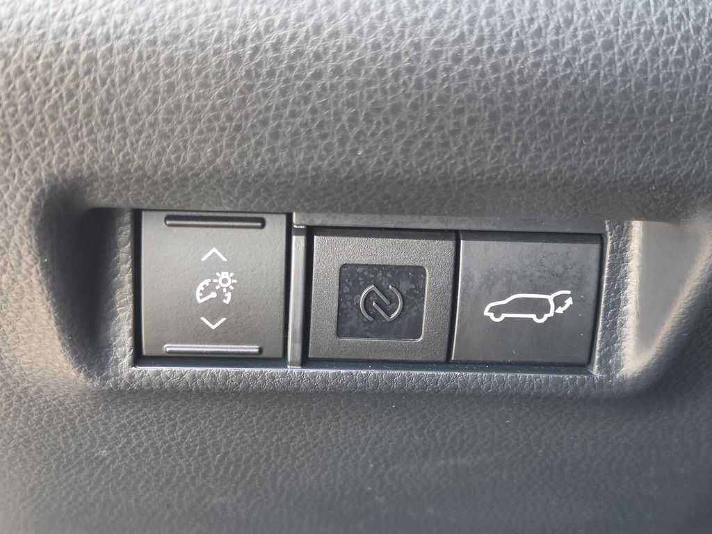 Used 2026 Midnight Black Metallic Toyota XLE Premium image 25