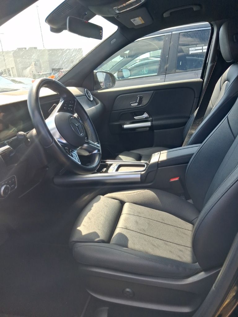 Used 2025 Black Mercedes-Benz GLA 250 image 5