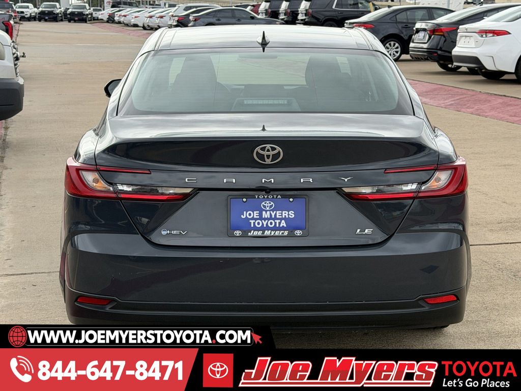 Used 2025 Underground Toyota LE image 8