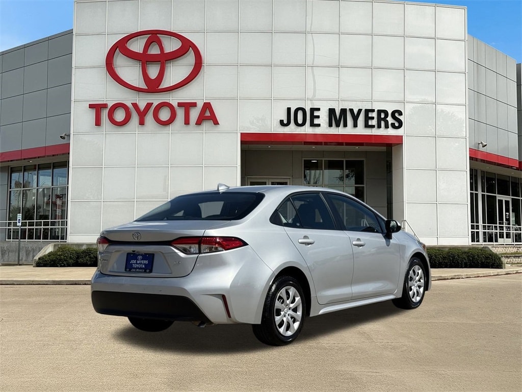 Used 2024 Toyota Corolla LE Sedan