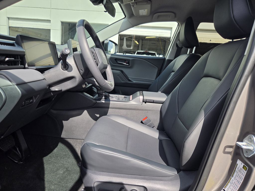 Used 2026 Meteor Toyota XLE Premium image 27