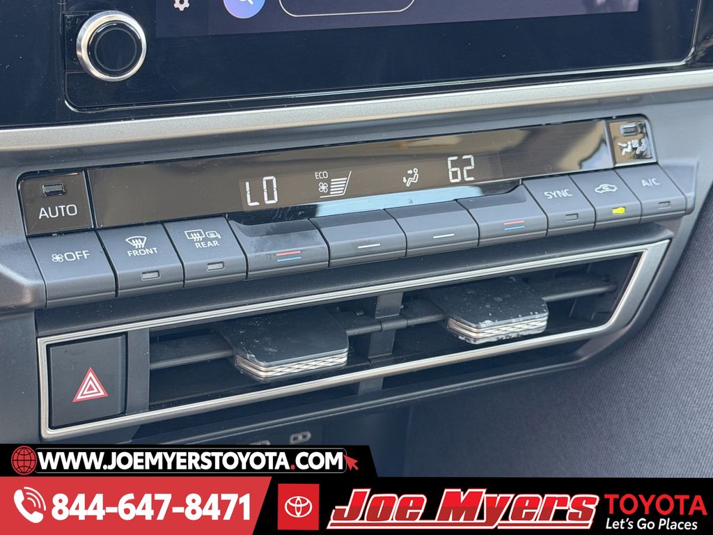 Used 2025 Ice Cap Toyota LE image 20