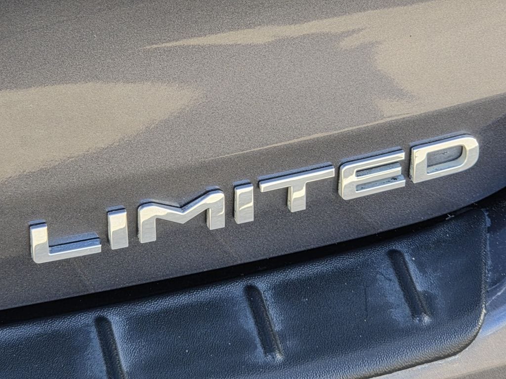 Used 2023 Magnetic Gray Metallic Toyota Limited image 11