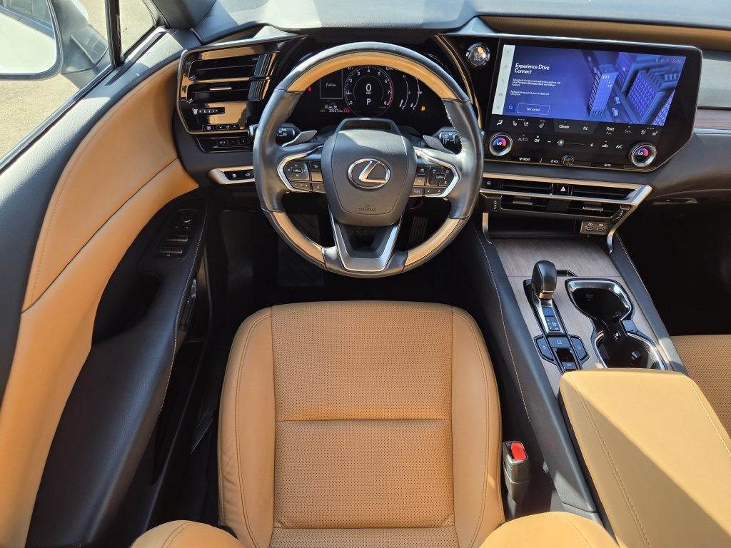 Used 2024 White Pearl Lexus 350 Premium image 13