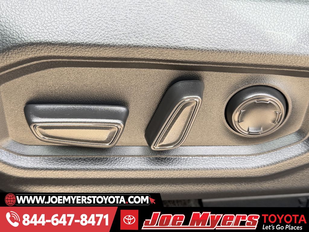 Used 2024 Blueprint Toyota Platinum image 28