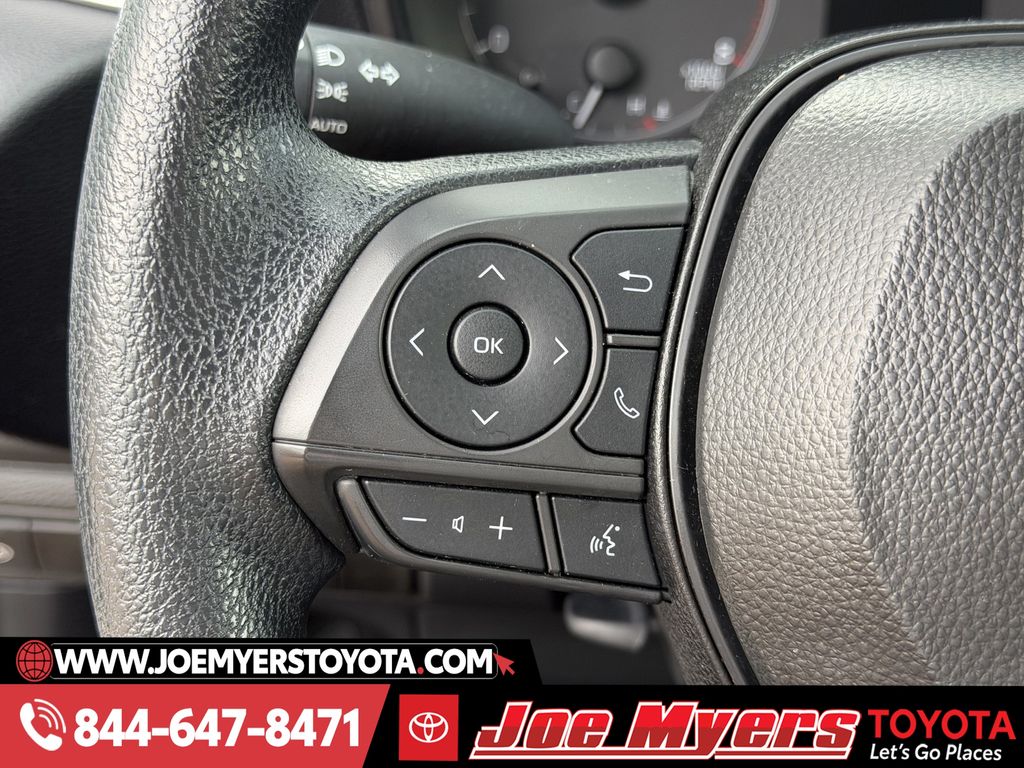 Used 2025 Ice Cap Toyota LE image 25