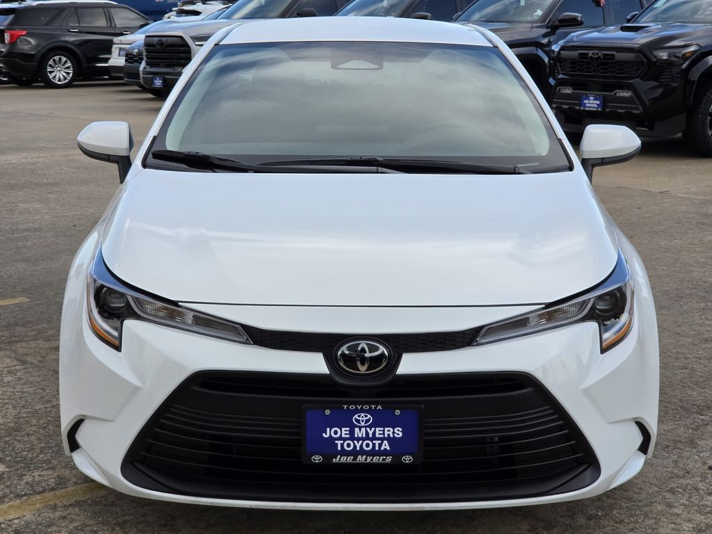 Used 2026 Ice Toyota LE image 3