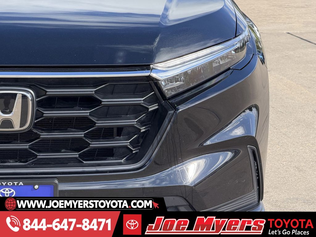 Used 2025 Crystal Black Pearl Honda LX image 4