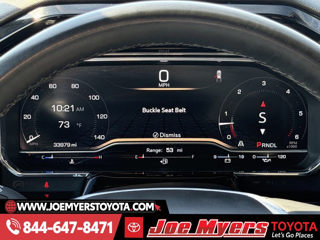 Used 2025 Summit White GMC SLT image 16