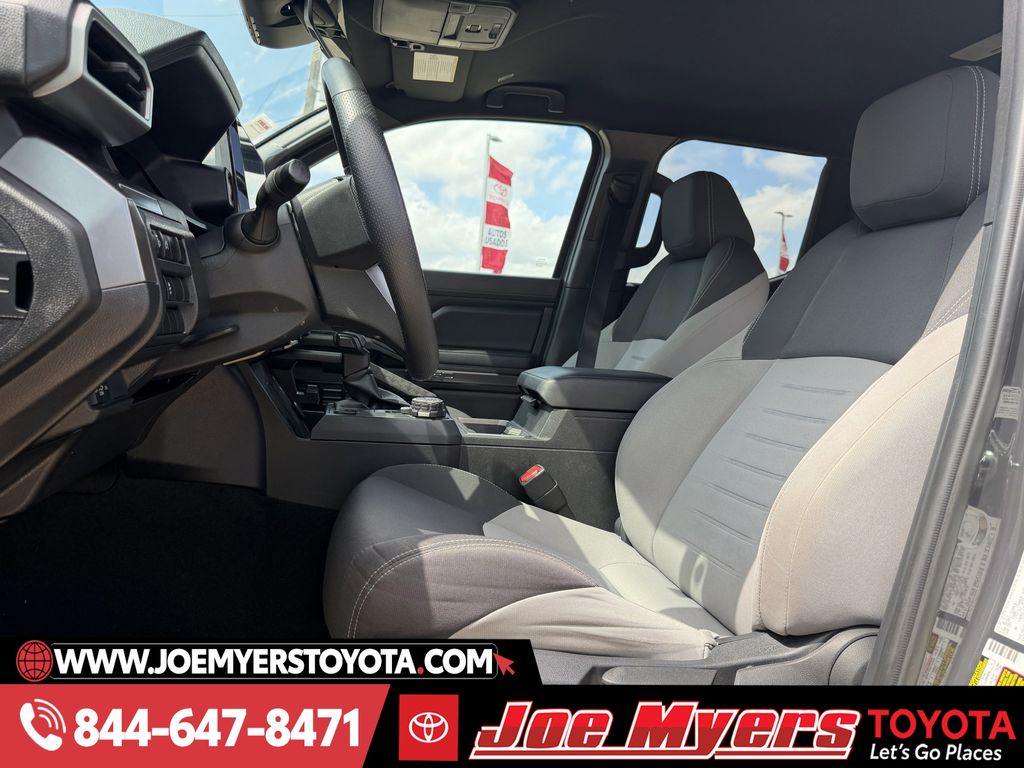 Used 2025 Underground Toyota SR5 image 27