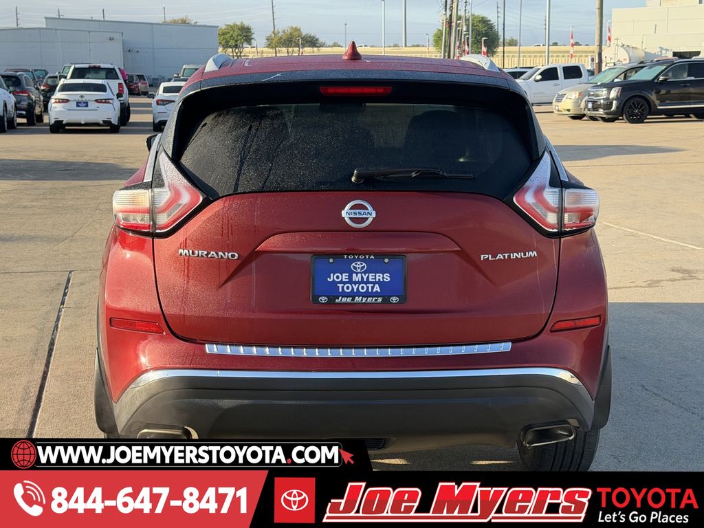 Used 2018 Cayenne Red Metallic Nissan Platinum image 8