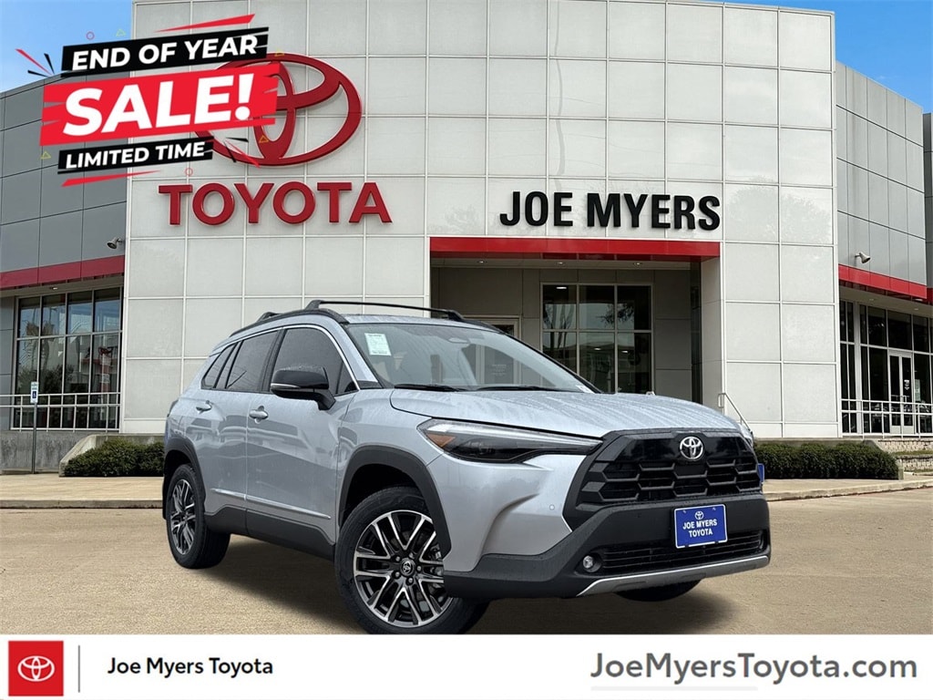 2026 Toyota Corolla Cross XLE's photo