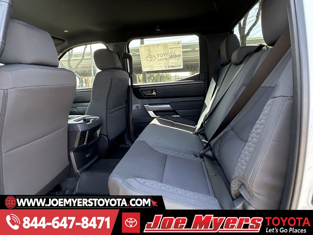 2025 Toyota Tundra SR5 - Photo 18