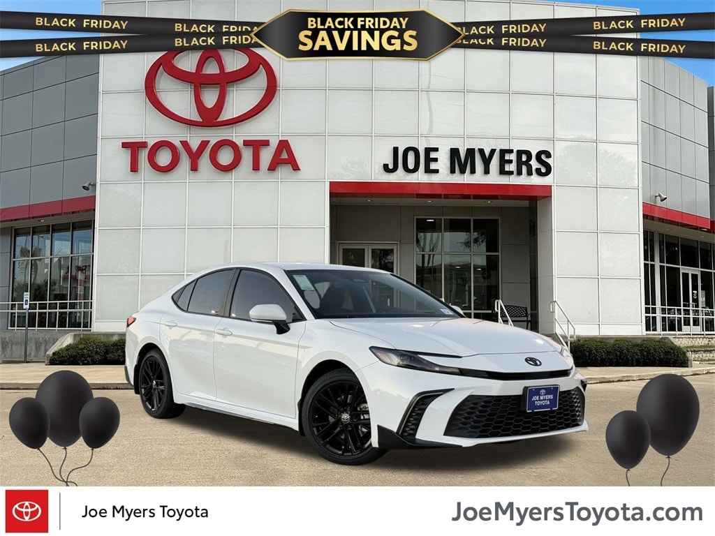 New 2026 Toyota Camry SE Sedan