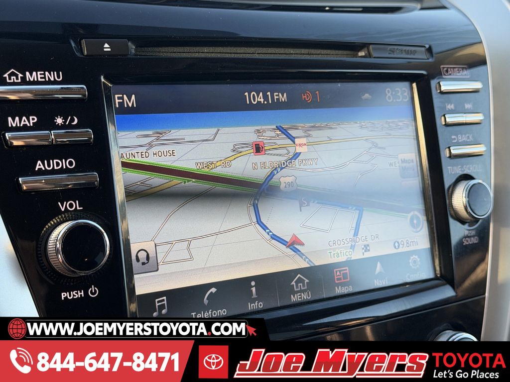 Used 2018 Cayenne Red Metallic Nissan Platinum image 18