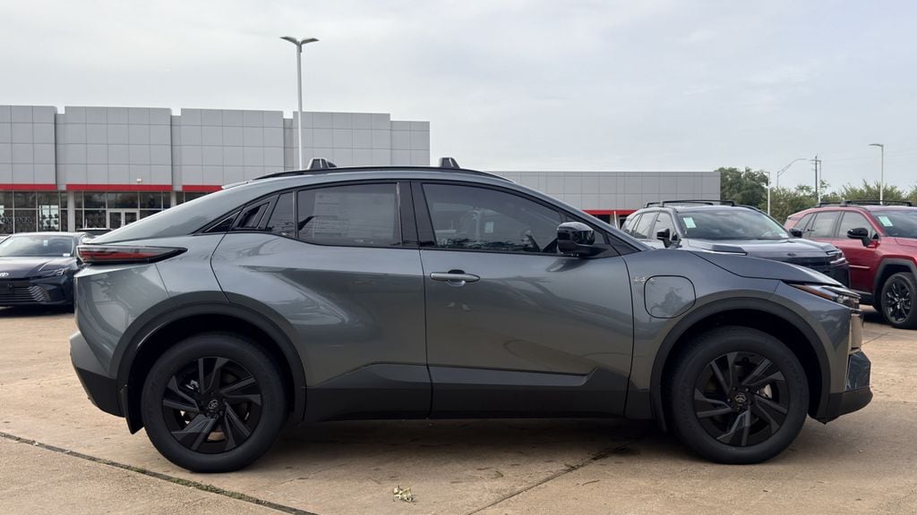 New 2026 Overcast Toyota SE image 6