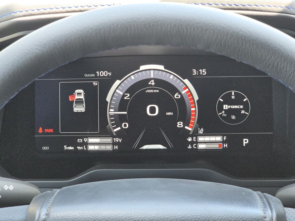 New 2026 Wind Chill Pearl Toyota Platinum image 15