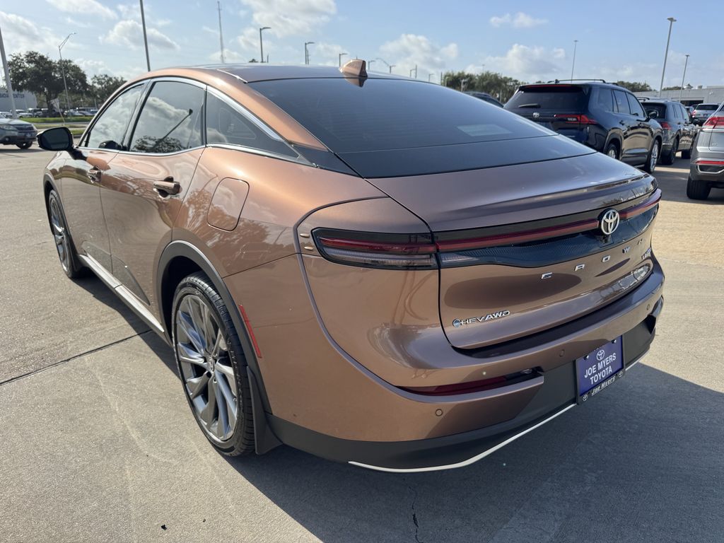 Used 2026 Bronze Toyota Limited image 5