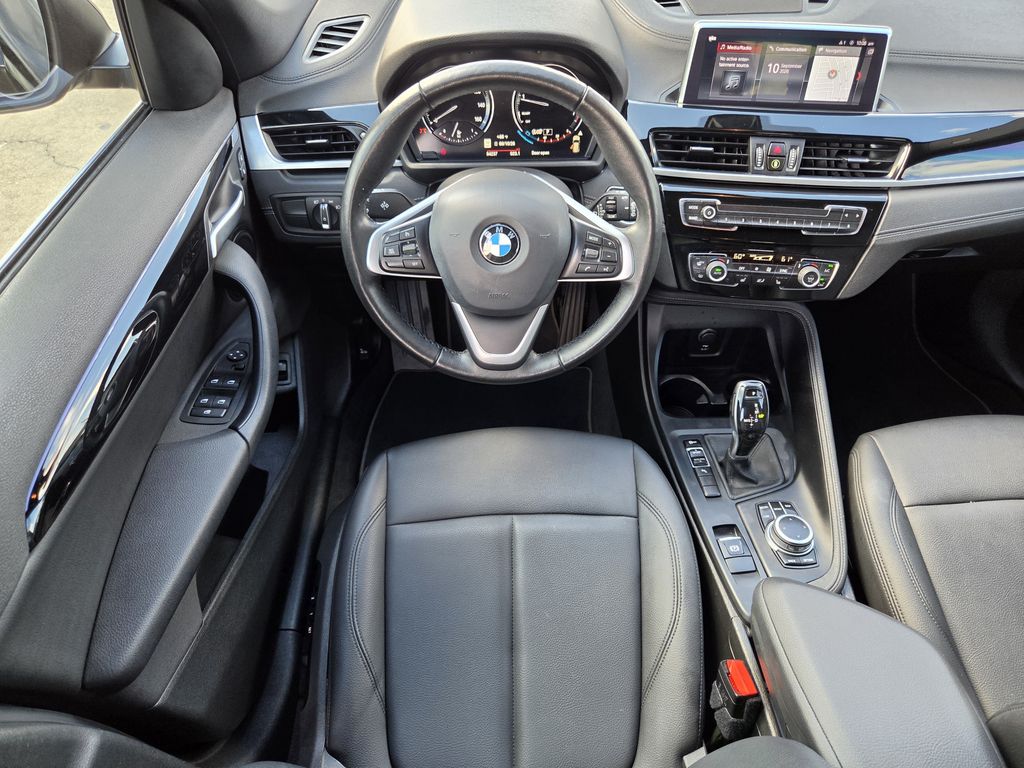 Used 2022 Jet Black BMW sDrive28i image 13