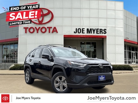 2025 Toyota RAV4 XLE SUV