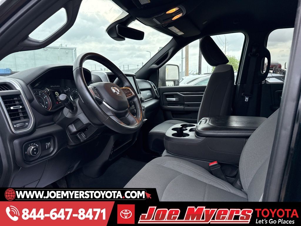 Used 2024 Diamond Black Crystal Pearlcoat Ram Big Horn image 7