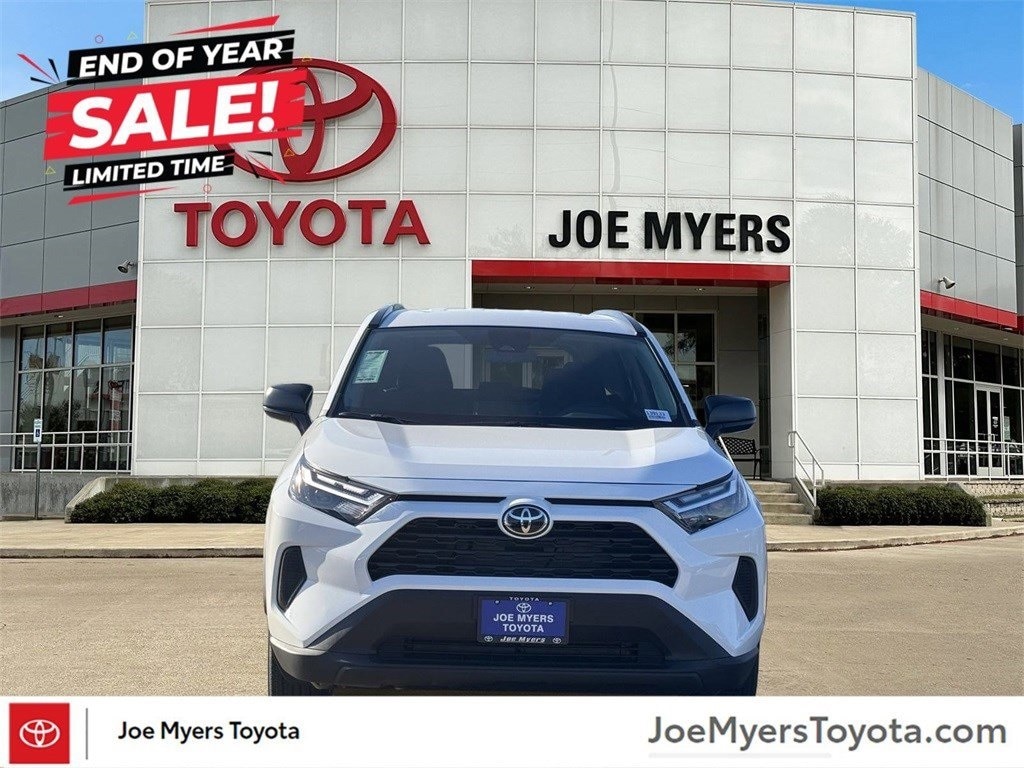 2025 Toyota RAV4 - Image 3