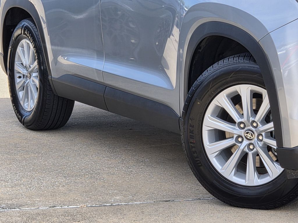 Used 2025 Celestial Silver Metallic Toyota XLE image 12
